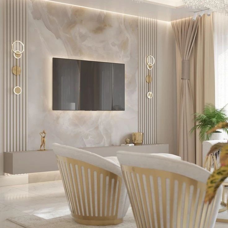 غرفة معيشة فاخرة بجدار رخامي